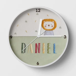 Hand-embroidered lion clock – gifts for baby boy