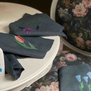 Linen napkins set x 4 , with hand embroidery; floral pattern ; Embroidered napkin. 5