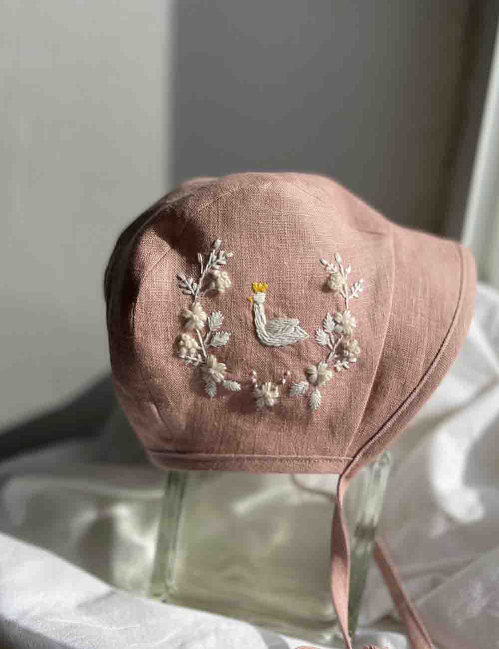 Personalized Handmade Linen Baby Sun Bonnet with Little Swan 4